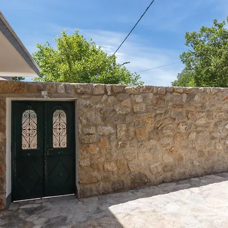 Ruralhouse Ana *