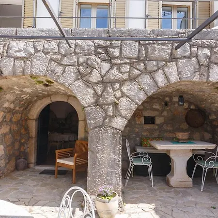 Ruralhouse Ana Villa *